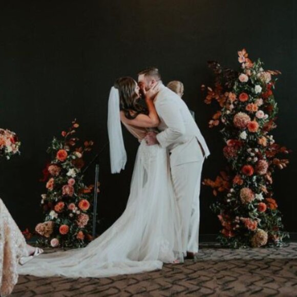 Soft Waist Length (30") Wedding Veil - Picture 9 of 13